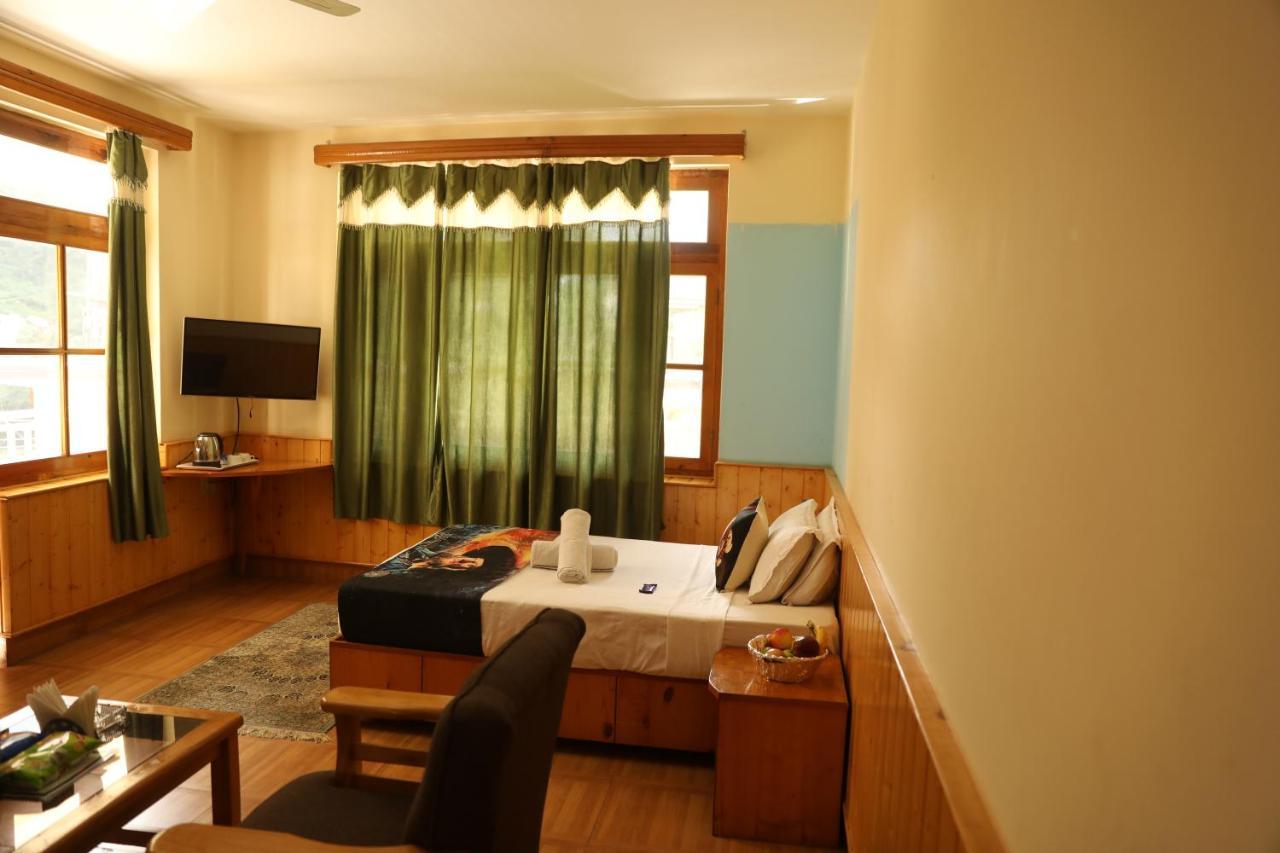 Hotel Purnima Riverside Kasol Esterno foto