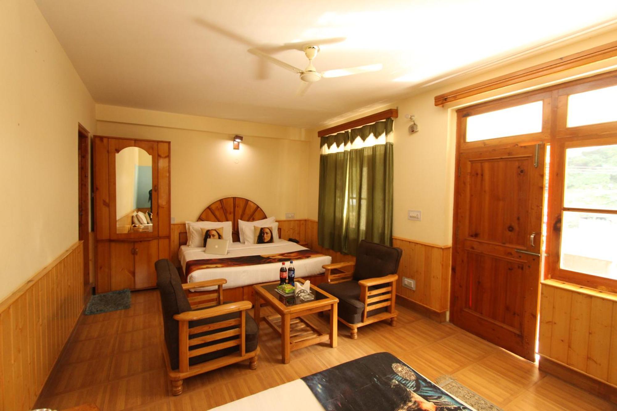 Hotel Purnima Riverside Kasol Esterno foto