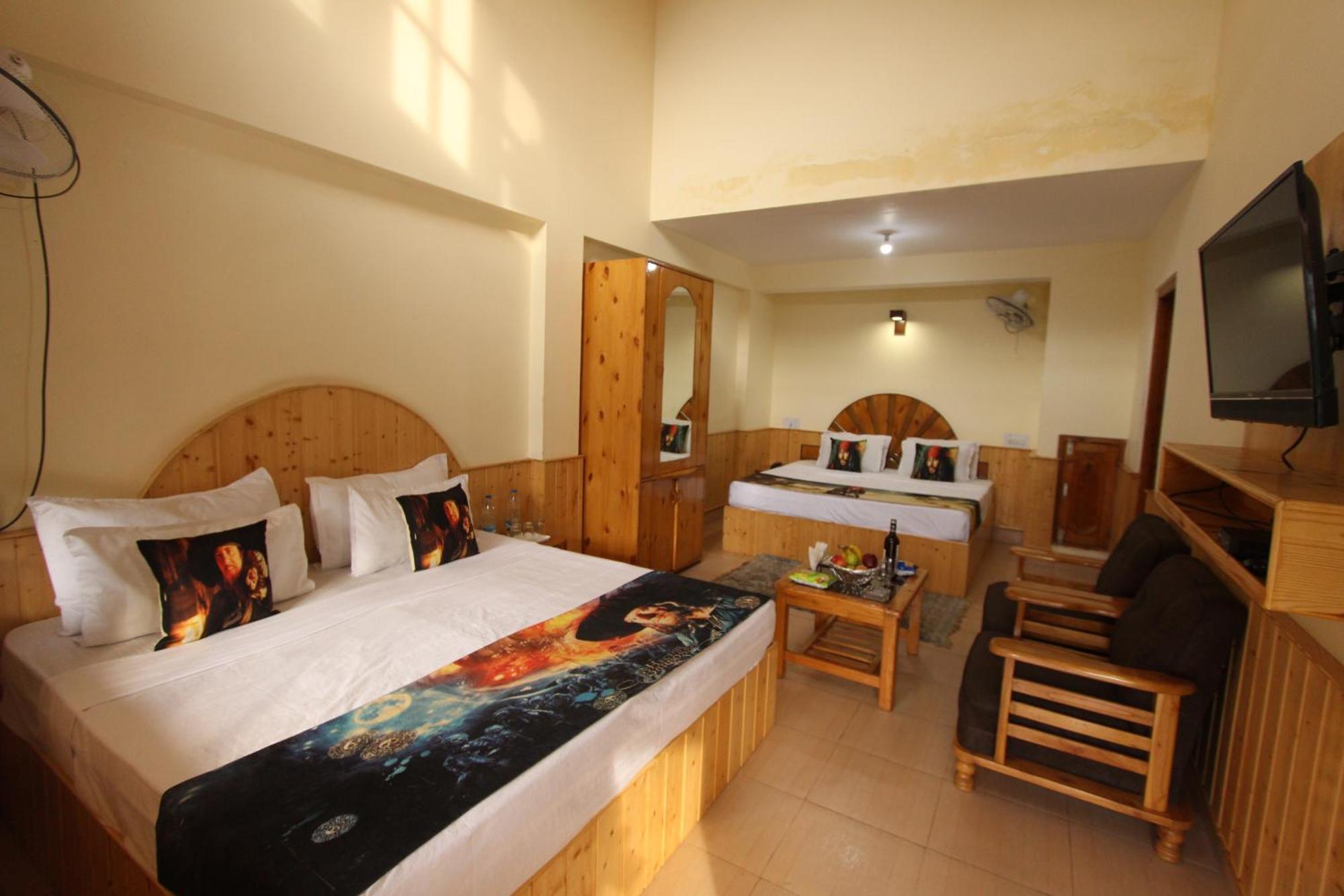 Hotel Purnima Riverside Kasol Esterno foto
