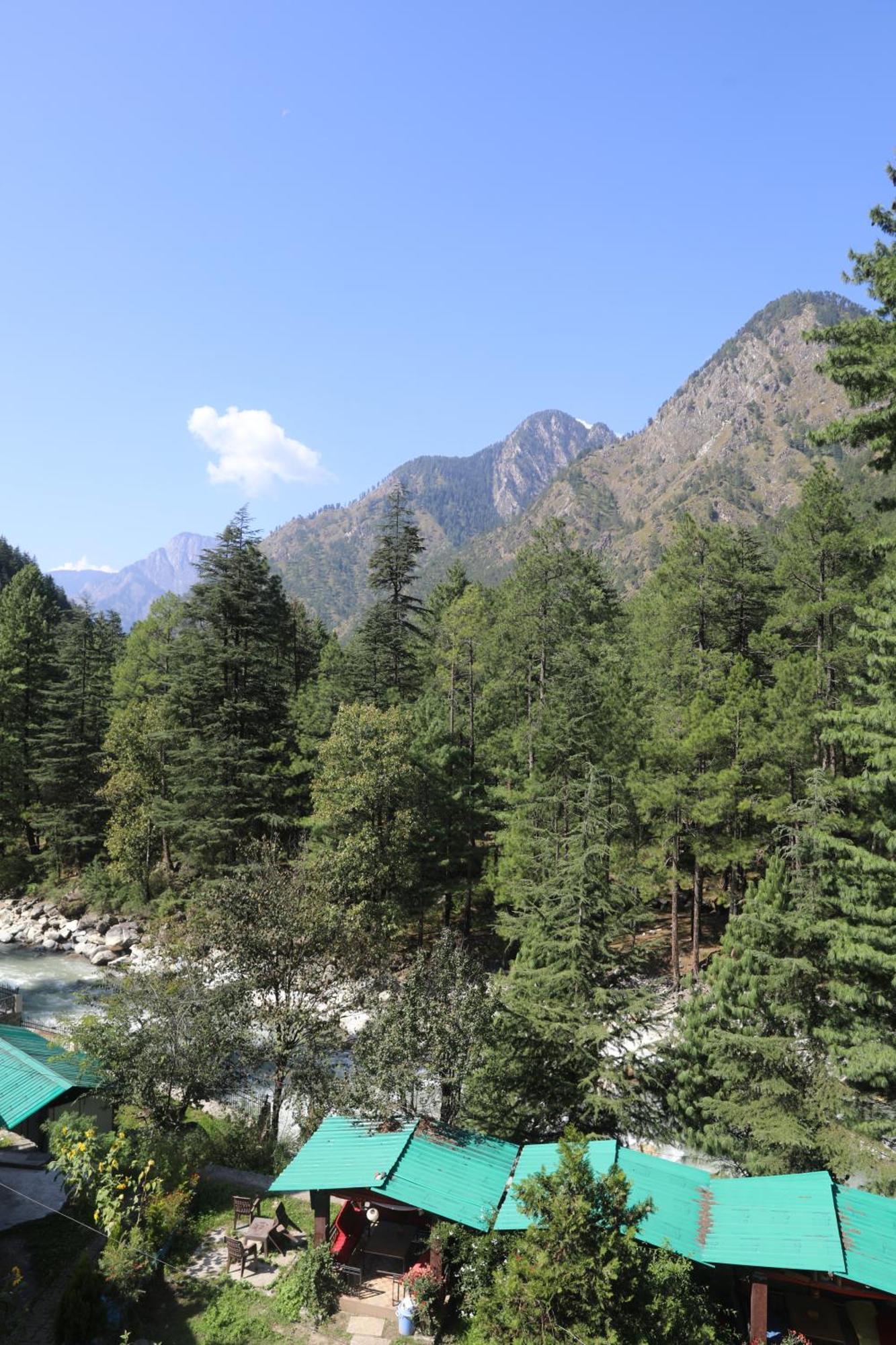 Hotel Purnima Riverside Kasol Esterno foto